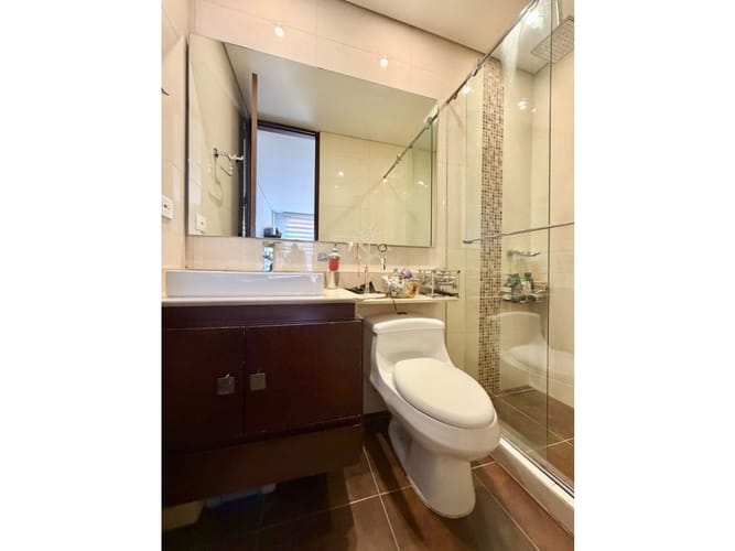Apartamento de 3 alcobas en venta en Chicó Navarra, Bogotá, 260 m² · foto 15 de 15
