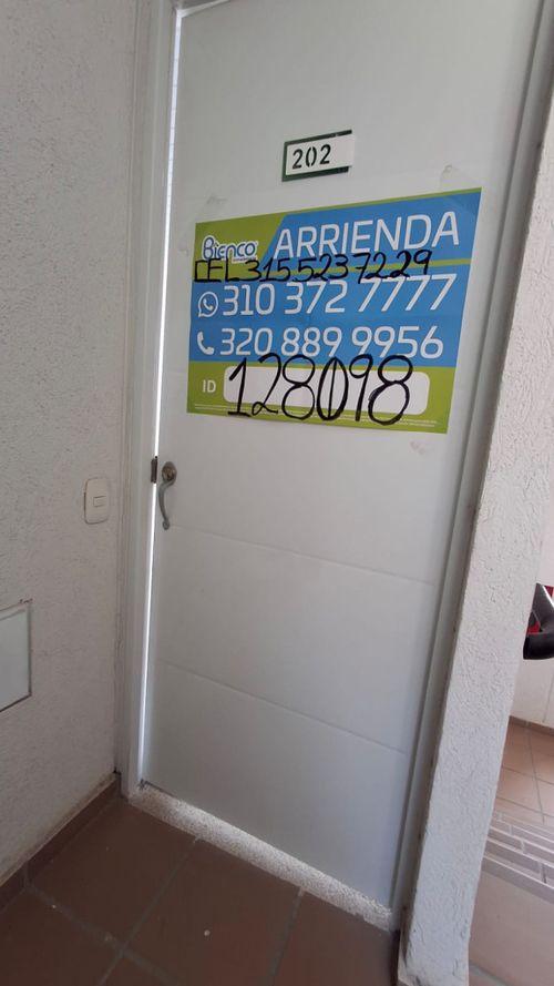Apartamento de 2 alcobas en arriendo en La Candelaria, Candelaria, 67 m² · foto 3 de 21