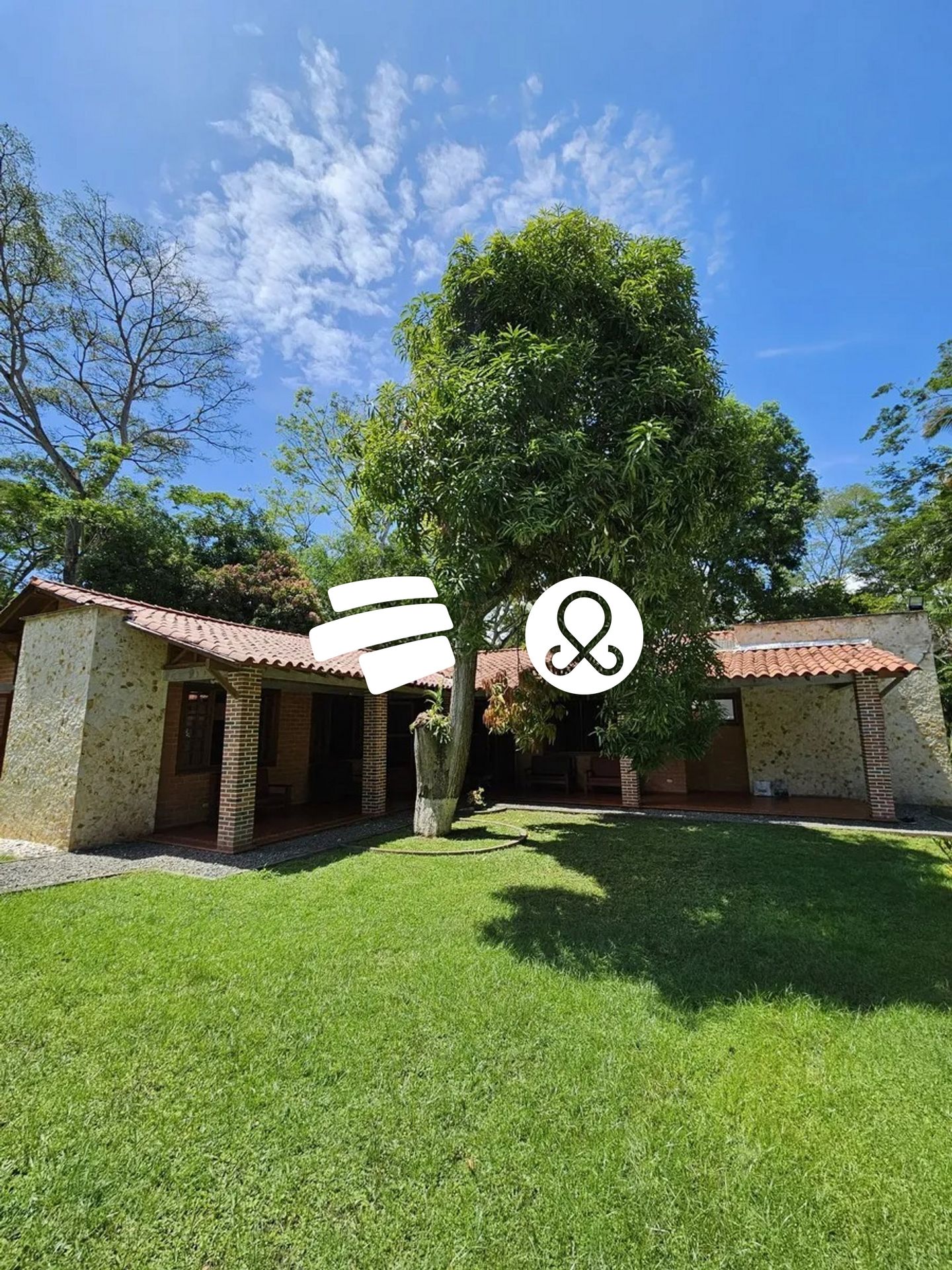 5BR House in El espinal for Sale - 3