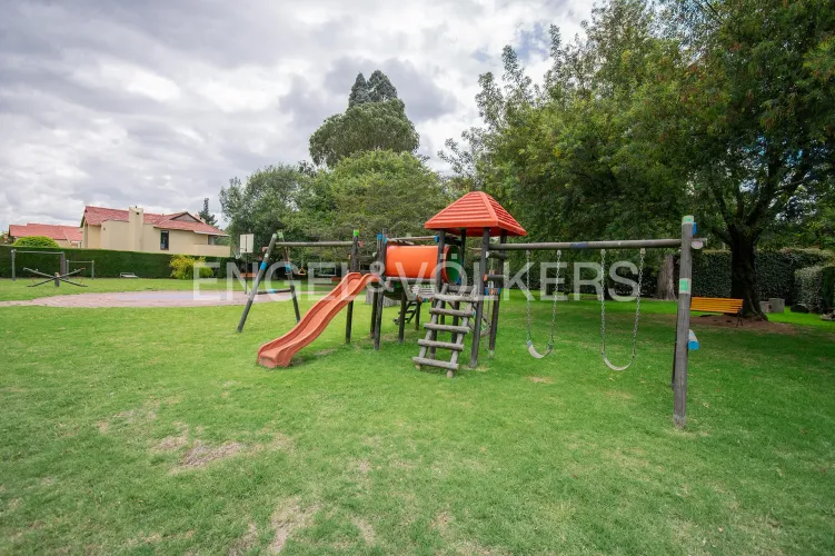 Casa de 4 alcobas en arriendo en Hatogrande, Sopó, 314 m² · foto 18 de 20