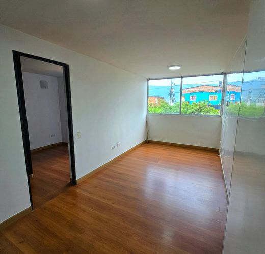 Apartamento de 2 alcobas en venta en El Zafiro, Piedecuesta, 46 m² · foto 5 de 9