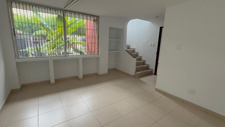 Casa de 4 alcobas en venta en Prados Del Norte, Cali, 260 m² · foto 14 de 21