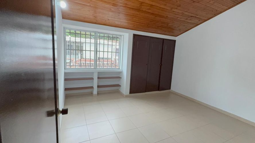 Casa de 4 alcobas en venta en Prados Del Norte, Cali, 260 m² · foto 15 de 21