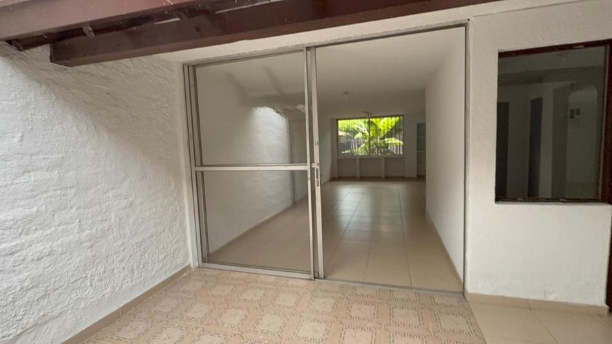 Casa de 4 alcobas en venta en Prados Del Norte, Cali, 260 m² · foto 11 de 21
