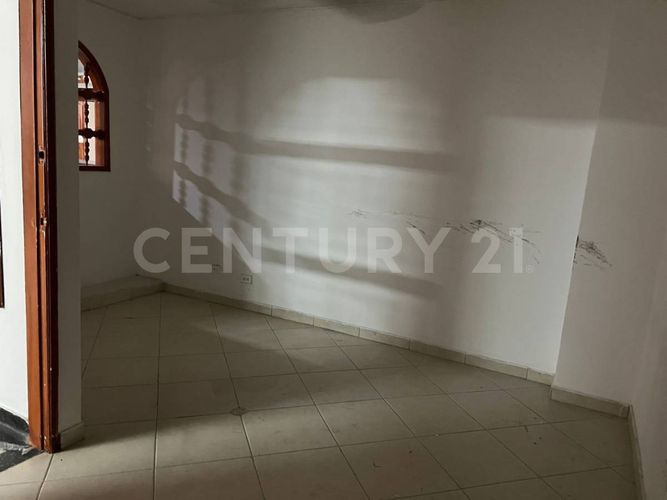 Edificio en arriendo en Centro, Villavicencio, 750 m² · foto 14 de 24