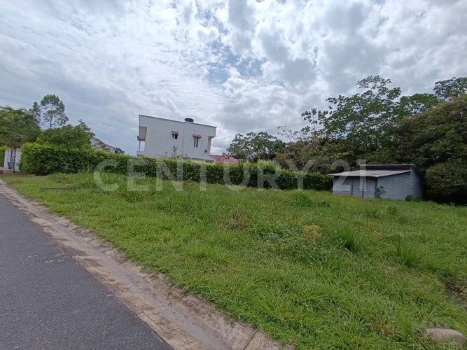 Lote en venta en Barcelona, Villavicencio, 2047 m² · foto 3 de 8