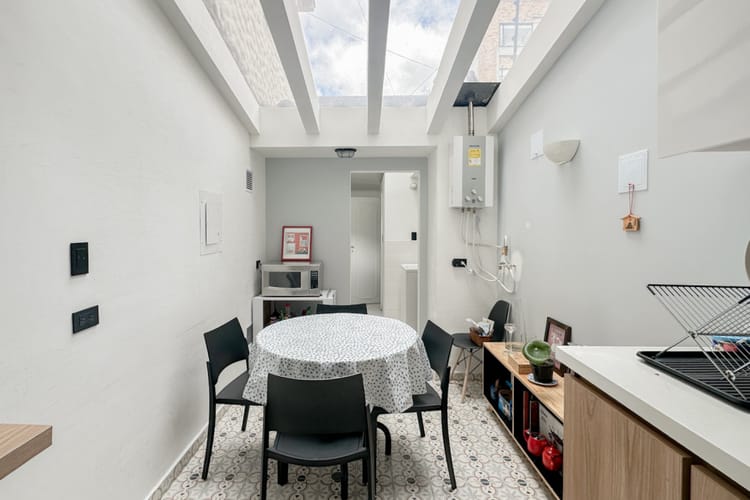 Casa de 5 alcobas en venta en Santa Paula, Bogotá, 285 m² · foto 7 de 24