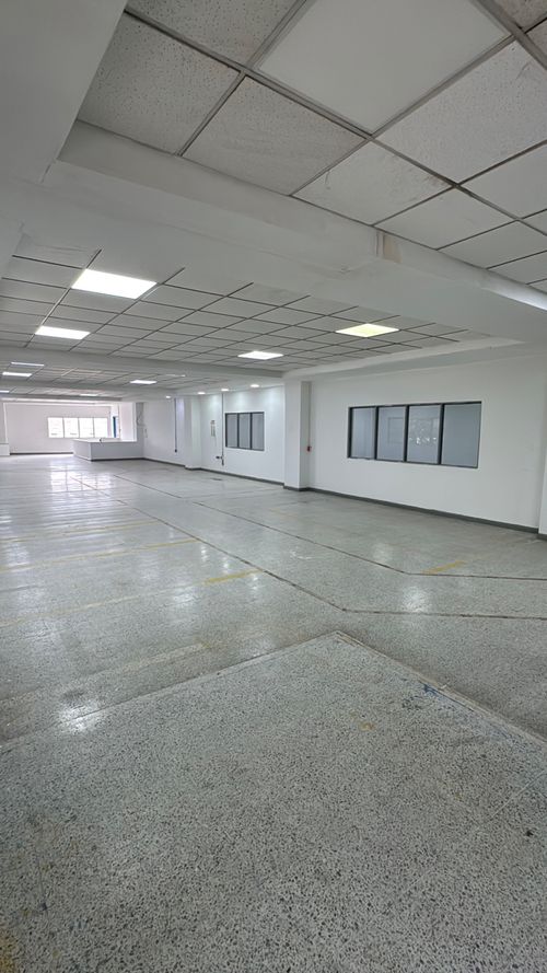 Bodega en arriendo en Porvenir, Cali, 1000 m² · foto 14 de 24