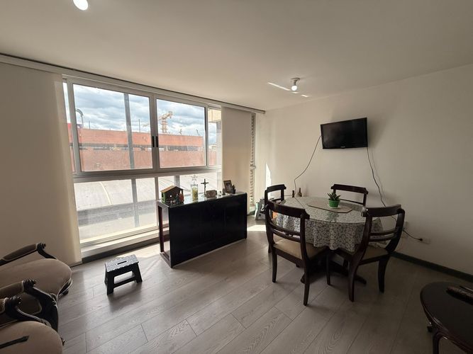 Apartamento de 3 alcobas en venta en La Felicidad, Bogotá, 65 m² · foto 4 de 24