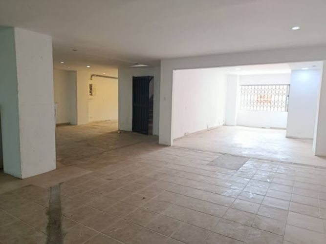 Bodega en arriendo en Trinidad, Medellín, 165 m² · foto 3 de 12