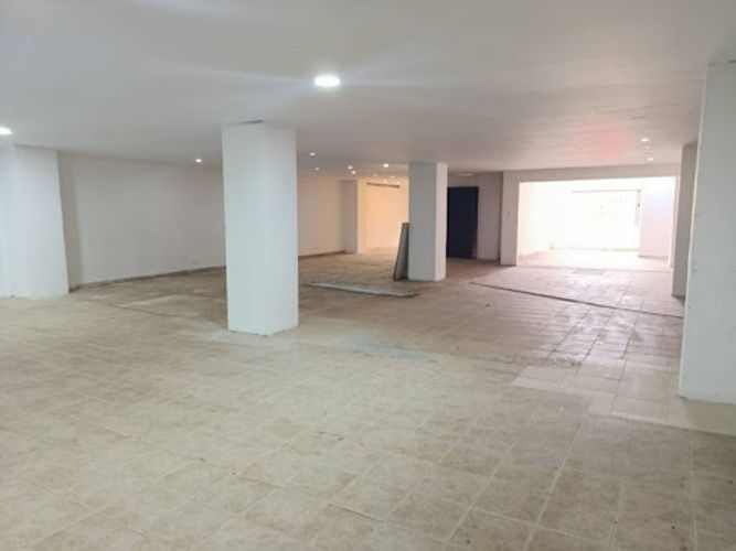 Bodega en arriendo en Trinidad, Medellín, 165 m² · foto 8 de 12