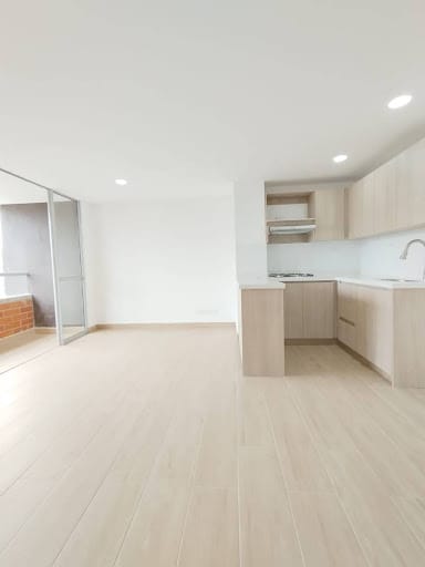 Apartamento de 3 alcobas en venta en Loma De San Jose, Sabaneta, 72 m² · foto 4 de 17