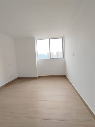 Apartamento de 3 alcobas en venta en Loma De San Jose, Sabaneta, 72 m² · foto 6 de 17