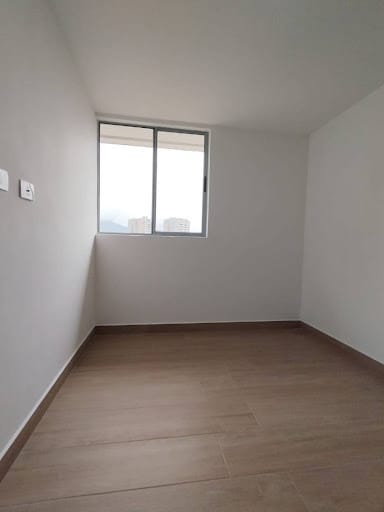 Apartamento de 3 alcobas en venta en Loma De San Jose, Sabaneta, 72 m² · foto 8 de 17