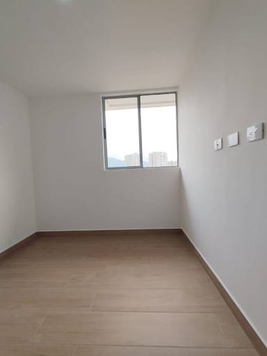 Apartamento de 3 alcobas en venta en Loma De San Jose, Sabaneta, 72 m² · foto 9 de 17