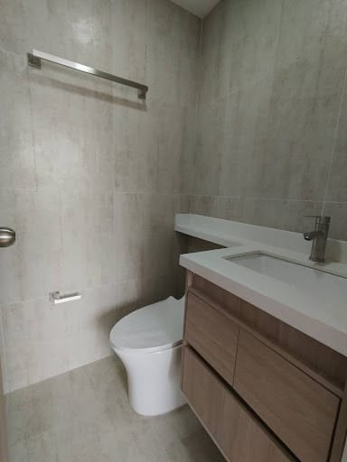 Apartamento de 3 alcobas en venta en Loma De San Jose, Sabaneta, 72 m² · foto 10 de 17