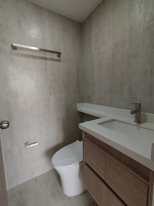 Apartamento de 3 alcobas en venta en Loma De San Jose, Sabaneta, 72 m² · foto 13 de 17