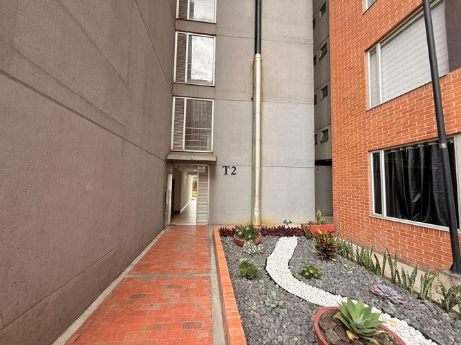 Apartamento de 3 alcobas en venta en La Felicidad, Bogotá, 65 m² · foto 20 de 24