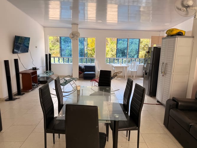 Casa de 3 alcobas en venta en El Portal, Ricaurte, 280 m² · foto 16 de 20