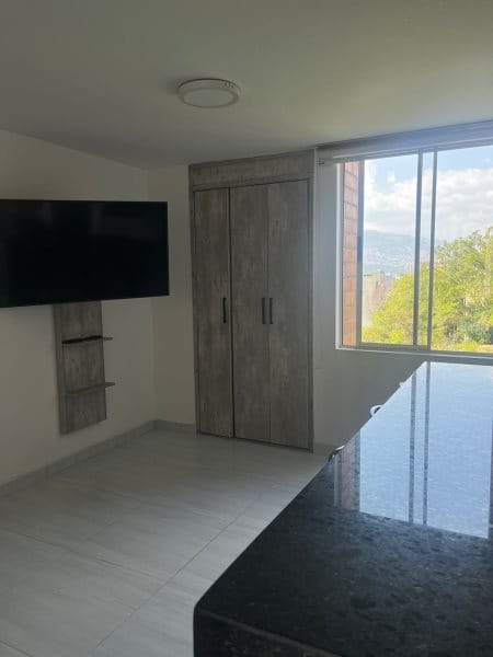 Apartamento de 2 alcobas en venta en Loma De San Julian, Medellín, 74 m² · foto 6 de 15