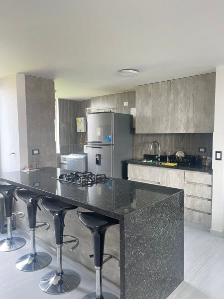 Apartamento de 2 alcobas en venta en Loma De San Julian, Medellín, 74 m² · foto 7 de 15