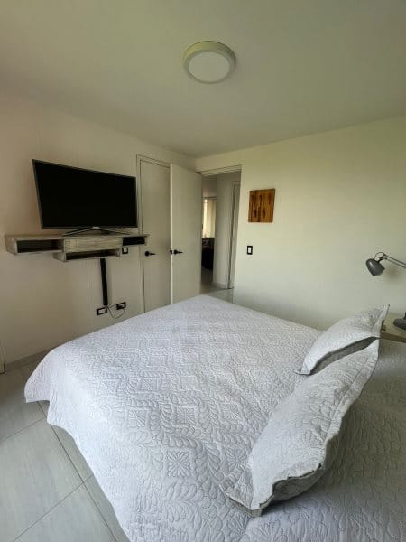 Apartamento de 2 alcobas en venta en Loma De San Julian, Medellín, 74 m² · foto 12 de 15