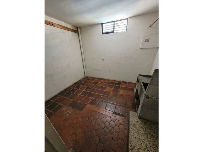 Bodega en venta en Camino Real, Cali, 228 m² · foto 7 de 10