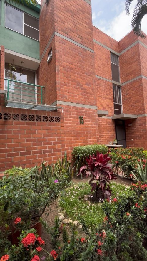 Casa de 3 alcobas en venta en Valle Del Lili, Cali, 126 m² · foto 21 de 24