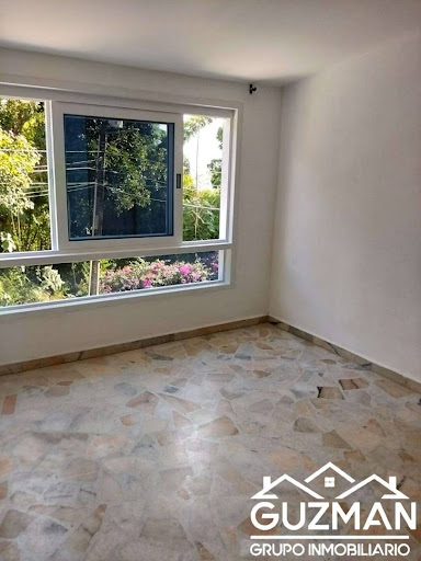 Casa en arriendo en La Francia, Manizales · foto 2 de 16