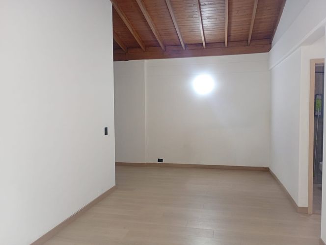 Apartamento de 3 alcobas en arriendo en El Poblado, Medellín, 94 m² · foto 7 de 16