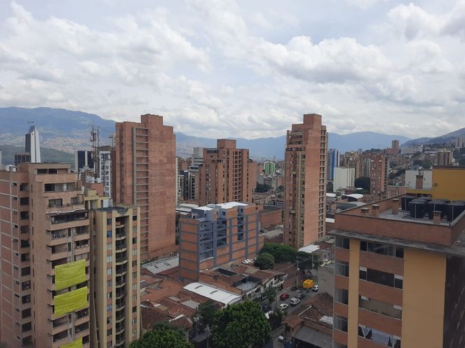 Apartaestudio en venta en Bombona No.1, Medellín, 30 m² · foto 16 de 16