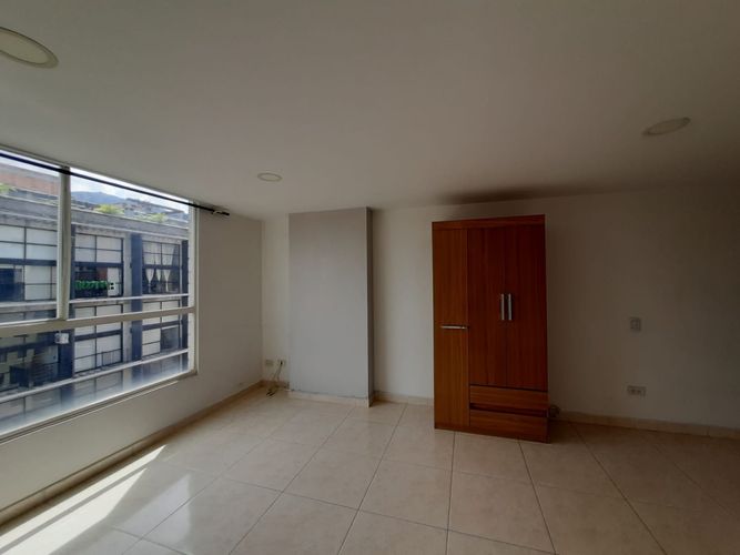 Apartaestudio en venta en Bombona No.1, Medellín, 30 m² · foto 4 de 16