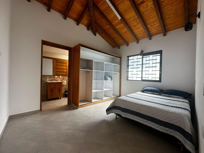 Casa de 3 alcobas en venta en Campo Alegre, El Carmen de Viboral, 630 m² · foto 4 de 21