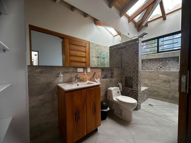 Casa de 3 alcobas en venta en Campo Alegre, El Carmen de Viboral, 630 m² · foto 13 de 21
