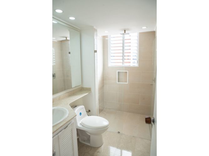 Apartamento de 3 alcobas en arriendo en Los Parra, Medellín, 150 m² · foto 11 de 24