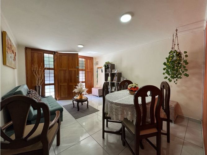 Casa en venta en La Paz, Envigado · foto 8 de 16