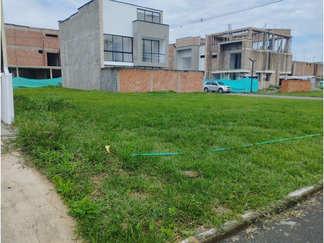 Lote en venta en Las Mercedes, Jamundí, 225 m² · foto 2 de 5