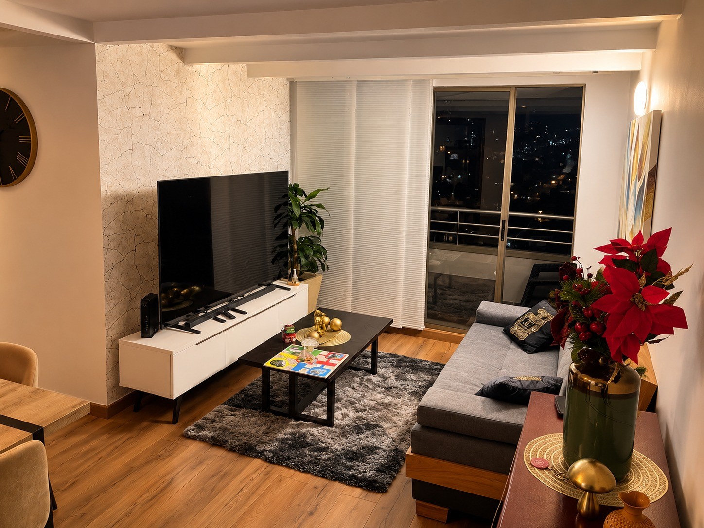 Apartamento de 3 habitaciones en venta en El Poblado, Medellín — imagen 1 de 13