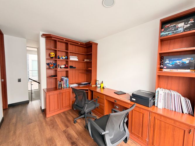 Casa en venta en Colina Campestre, Bogotá · foto 5 de 24