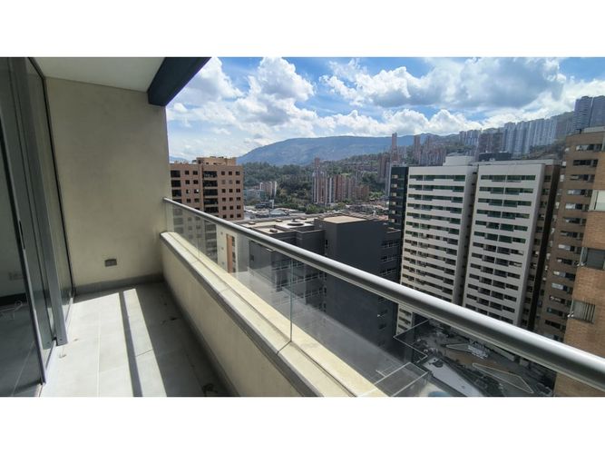 Apartaestudio en arriendo en Ciudad Del Río, Medellín, 45 m² · foto 7 de 7