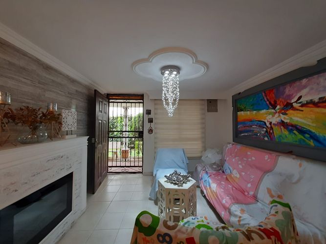 Casa de 3 alcobas en venta en Niquia, Bello, 79 m² · foto 21 de 24