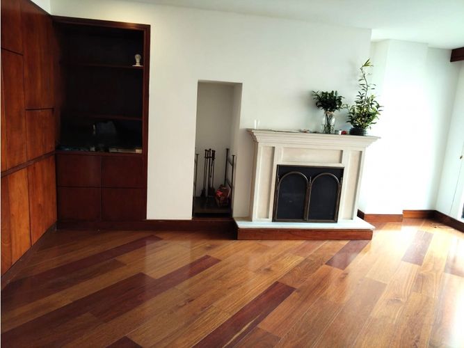 Apartamento de 3 alcobas en venta en Los Rosales, Bogotá, 190 m² · foto 6 de 24