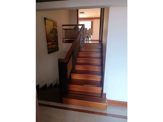 Apartamento de 3 alcobas en venta en Los Rosales, Bogotá, 190 m² · foto 12 de 24