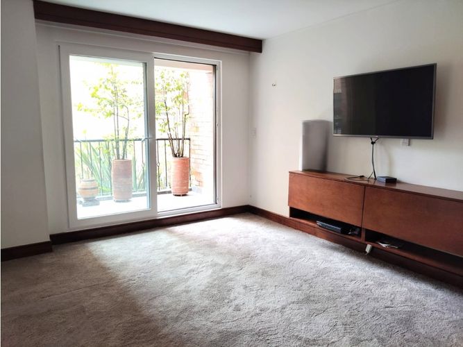 Apartamento de 3 alcobas en venta en Los Rosales, Bogotá, 190 m² · foto 20 de 24