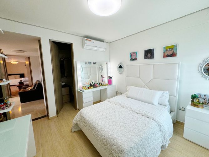 Casa de 3 alcobas en venta en La Floresta, Los Patios, 292 m² · foto 19 de 24