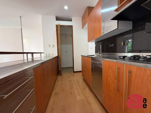 Apartamento en arriendo en Santa Maria De Los Angeles, Medellín · foto 4 de 14