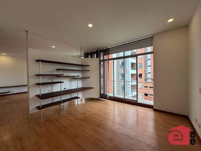 Apartamento en arriendo en Santa Maria De Los Angeles, Medellín · foto 5 de 14