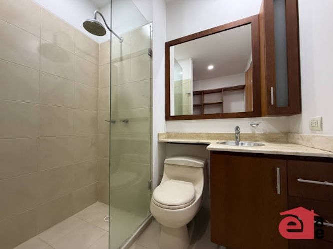 Apartamento en arriendo en Santa Maria De Los Angeles, Medellín · foto 7 de 14