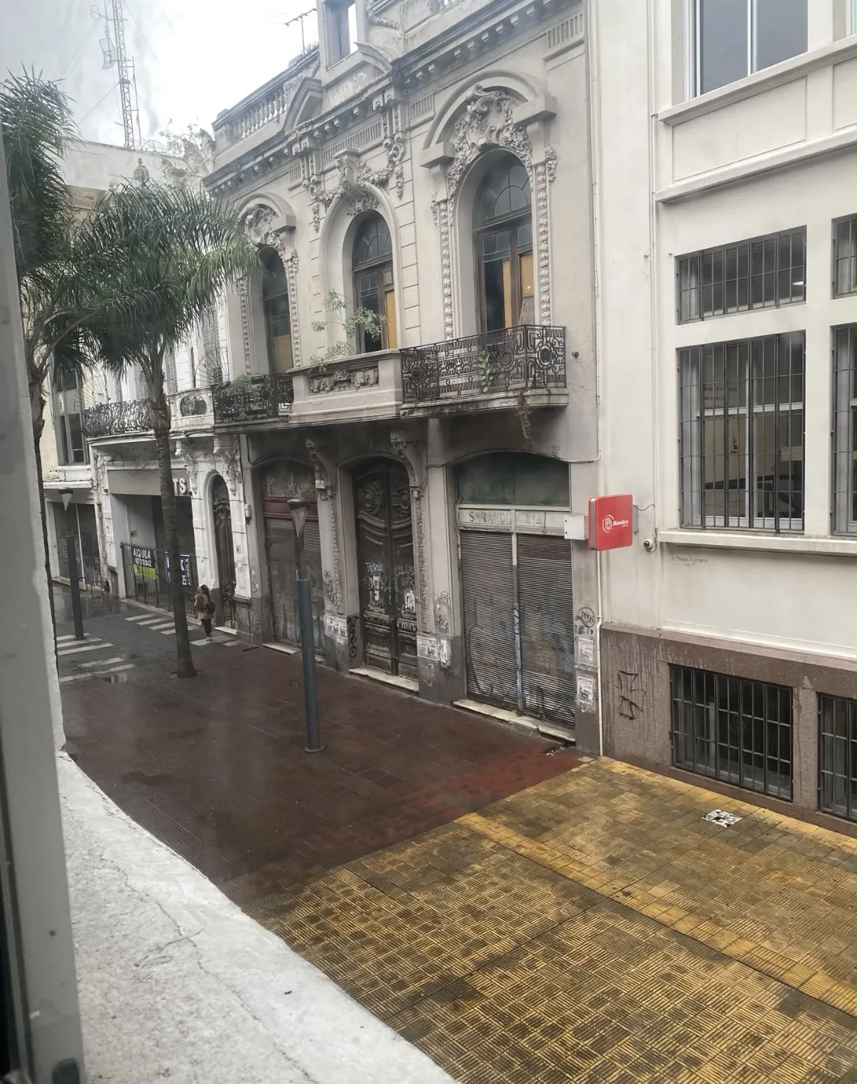 ALQUILER OFICINA EN CIUDAD VIEJA · Foto 12