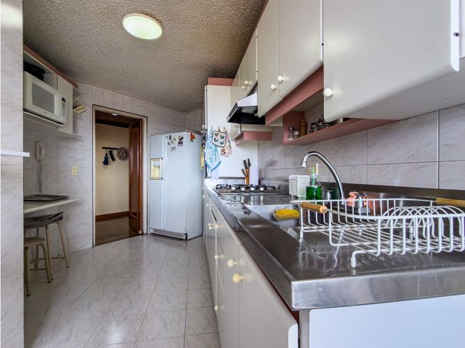 Apartamento de 3 alcobas en venta en Calleja Baja, Bogotá, 120 m² · foto 7 de 19